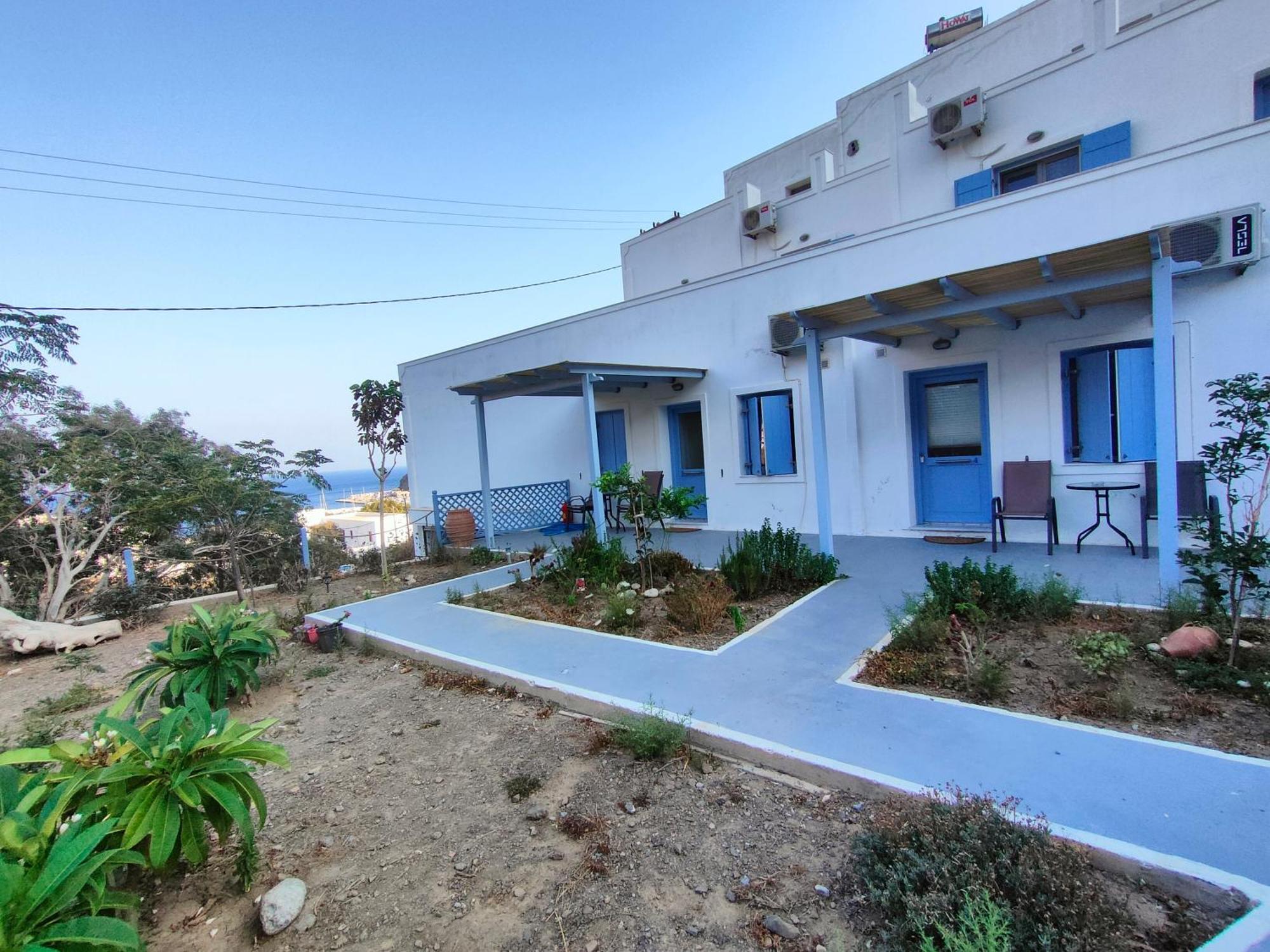 Papillon Villa Pera Gyalos Екстериор снимка