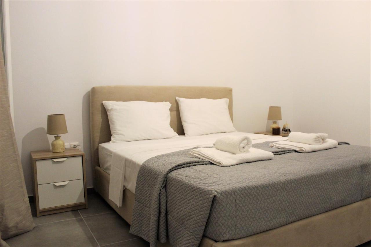 Papillon Villa Pera Gyalos Екстериор снимка